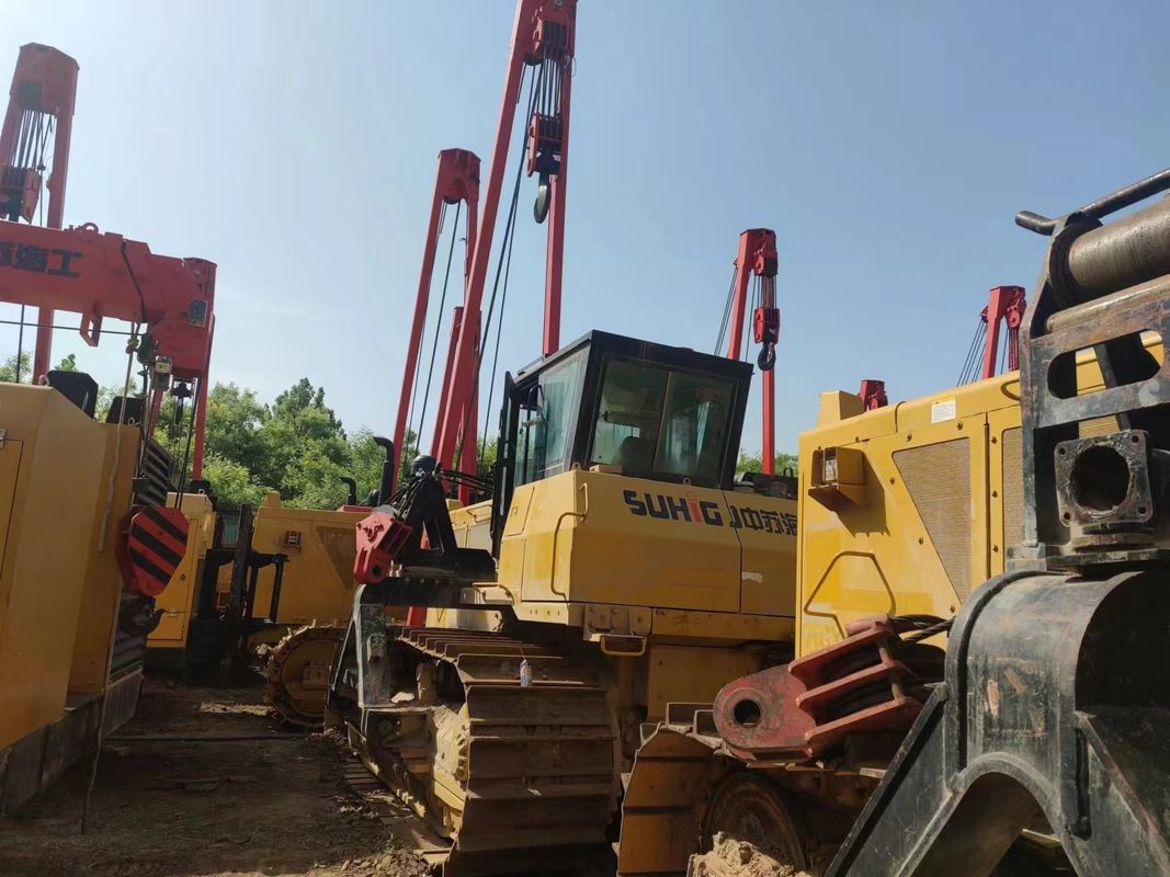 70T Pipe Layer Untuk Oil Gas Pipeline Konstruksi Oil Gas Pipe Laying Machine